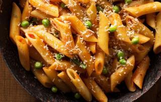 Penne with Peas, Prosciutto & Parmesan