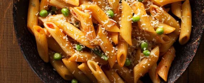 Penne with Peas, Prosciutto & Parmesan