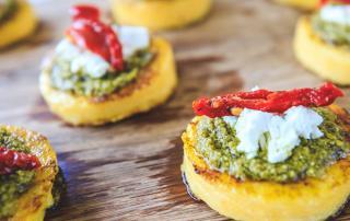 Pesto, Ricotta, and Sun-Dried Tomato Rounds